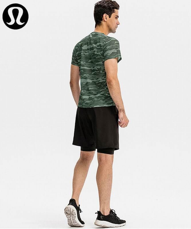 Lululemon Men's T-shirts 32